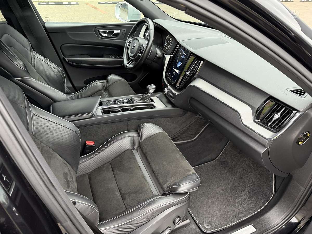 Volvo XC60 - 8