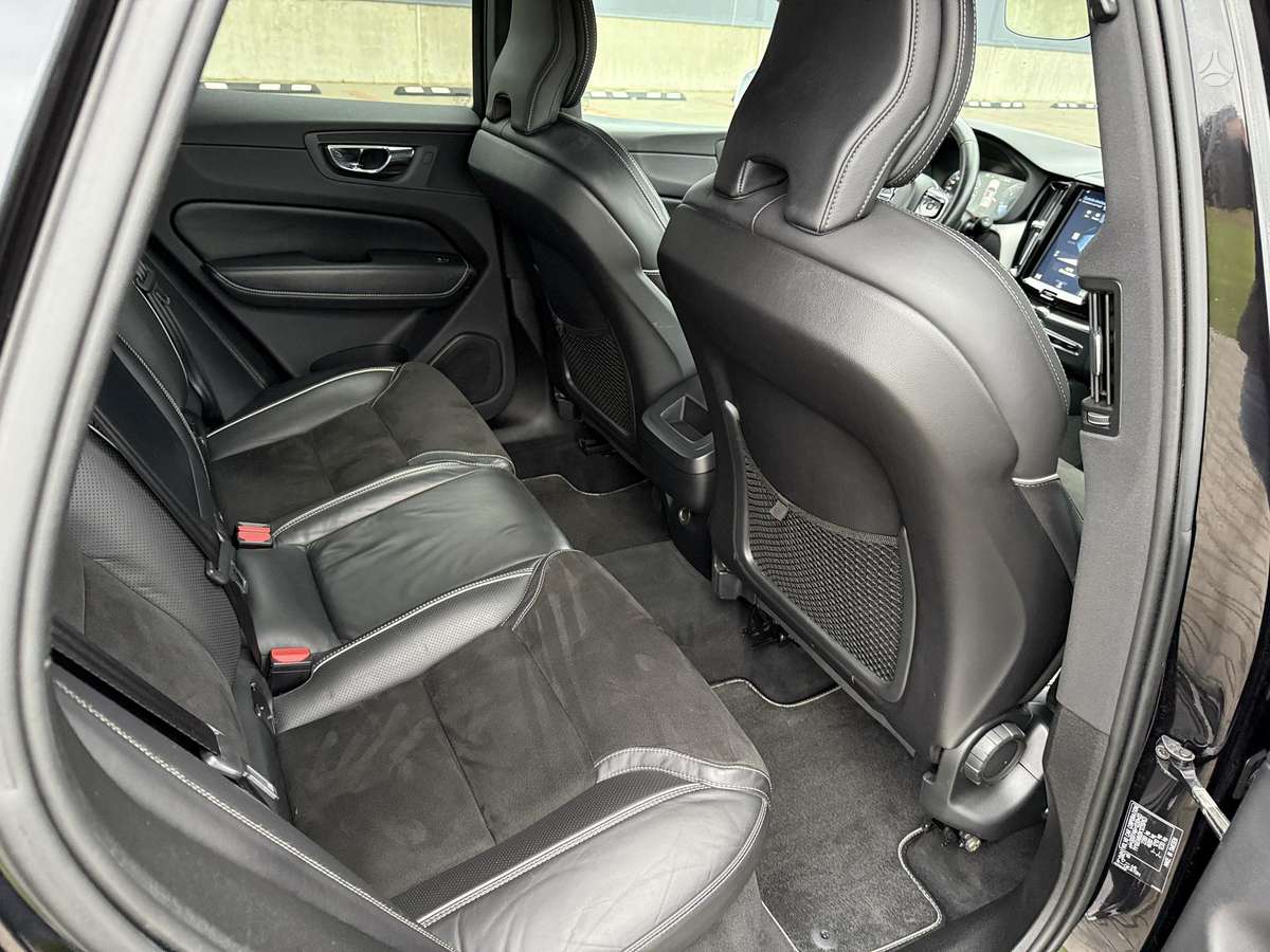 Volvo XC60 - 10