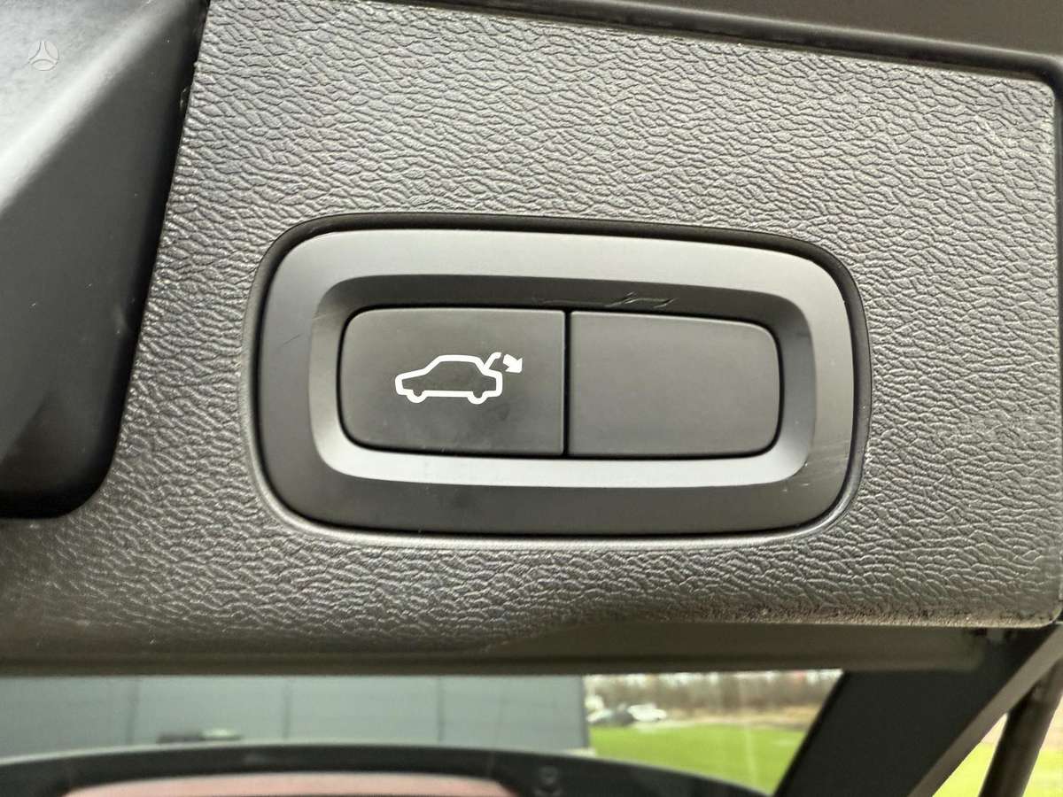 Volvo XC60 - 11
