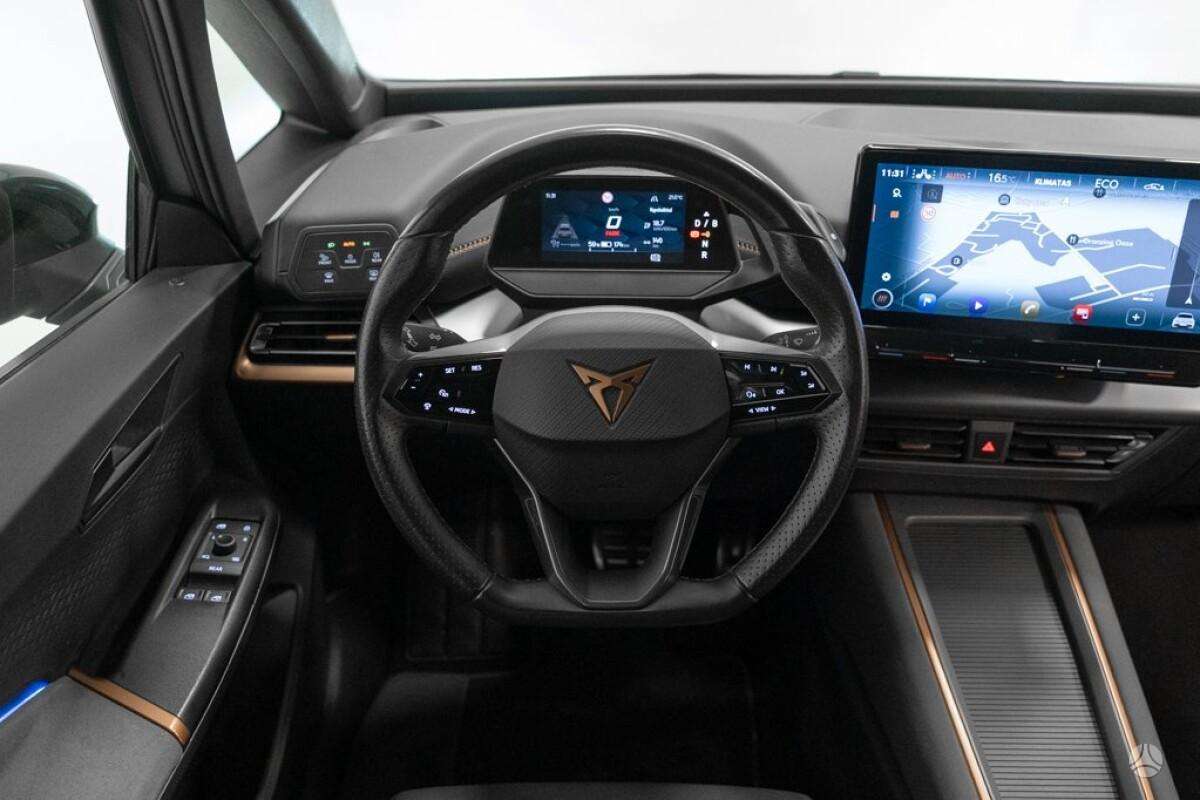 Cupra Born, hatchback