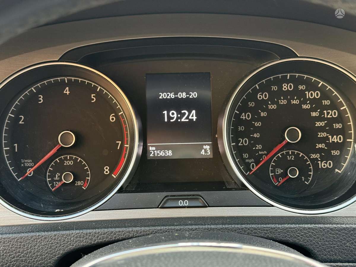 Volkswagen Golf - 7