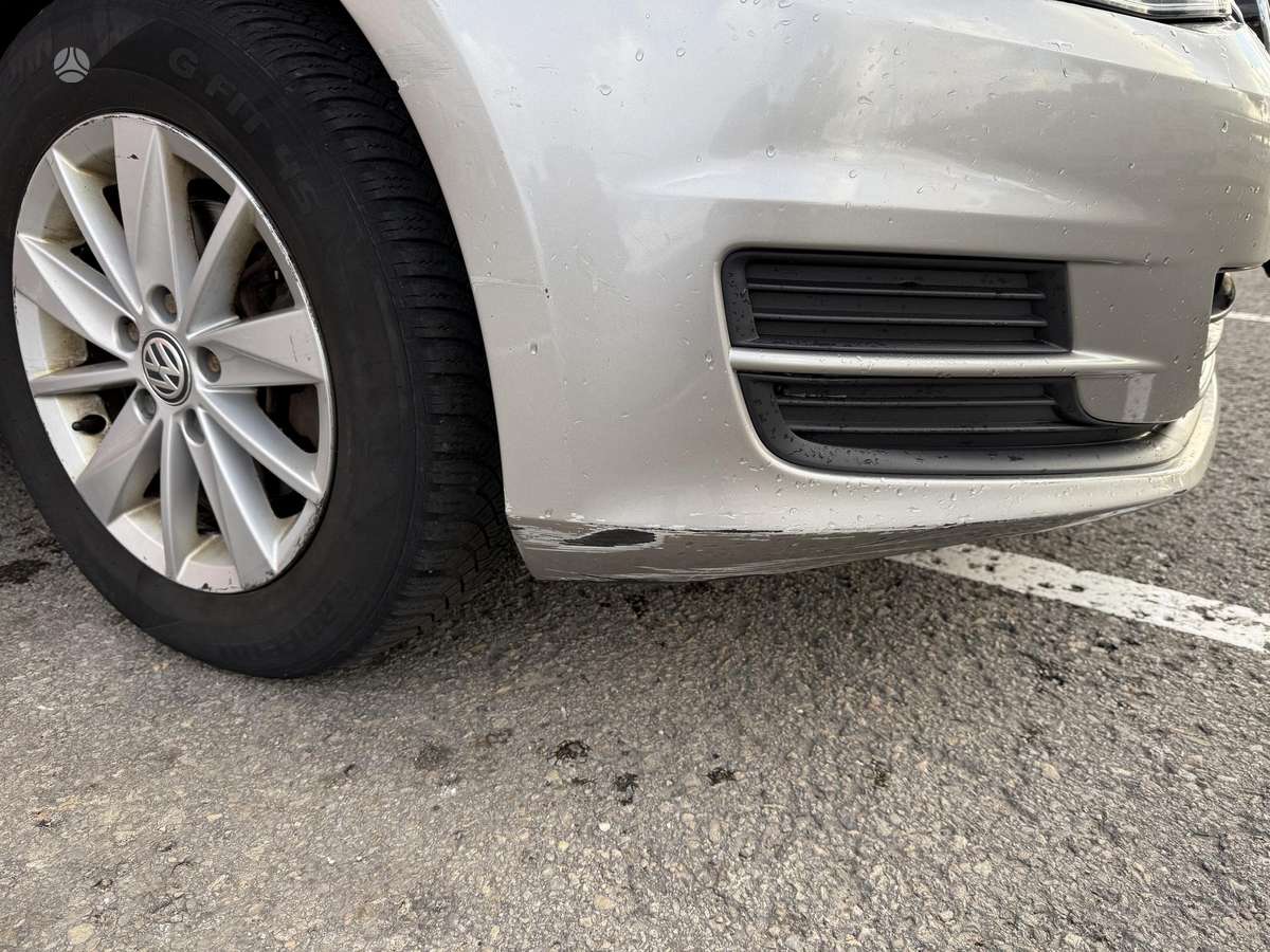 Volkswagen Golf - 11