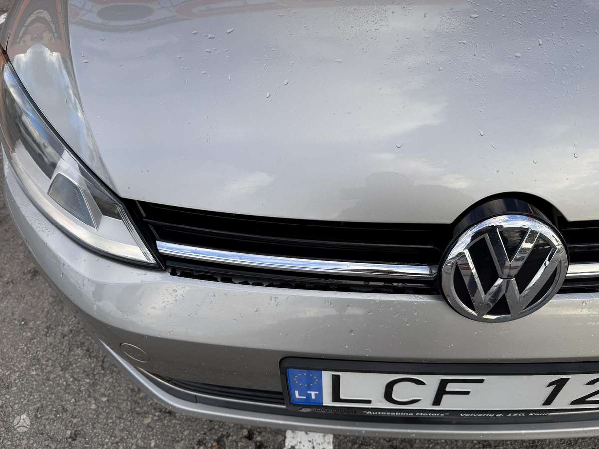 Volkswagen Golf - 12