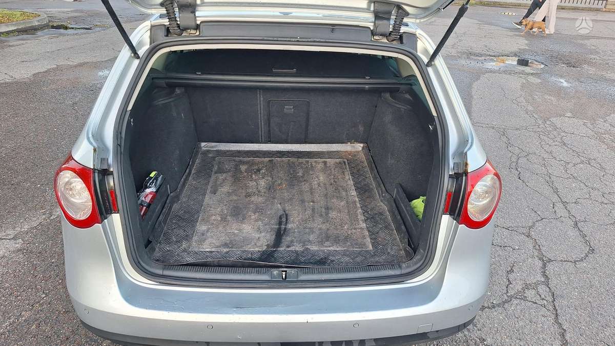 Volkswagen Passat - 7
