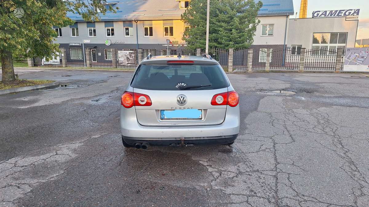 Volkswagen Passat - 6