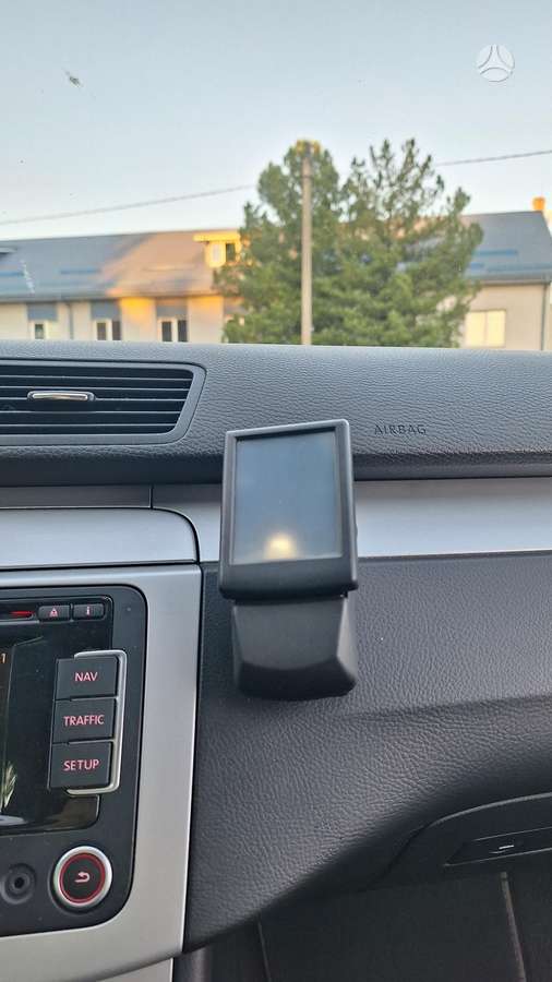 Volkswagen Passat - 11