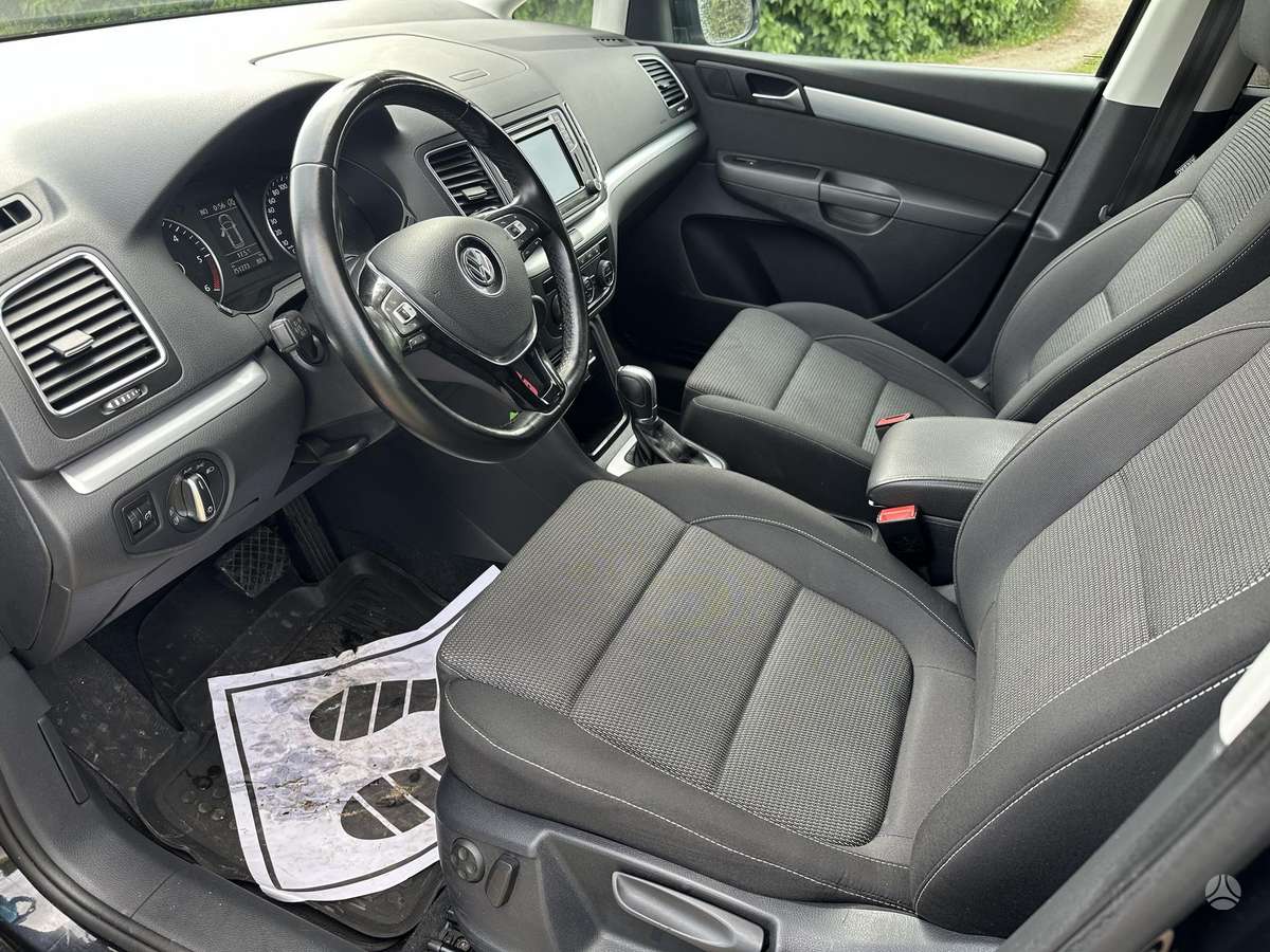 Volkswagen Sharan - 11