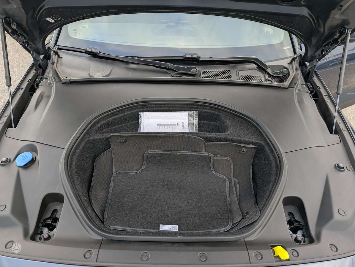 Polestar 2, hatchback