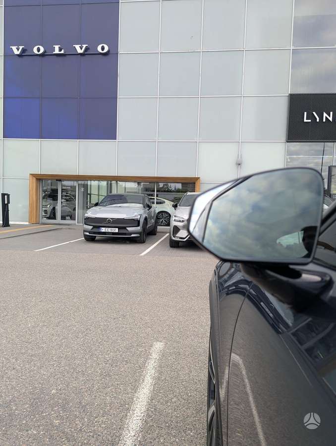 Polestar 2, hatchback