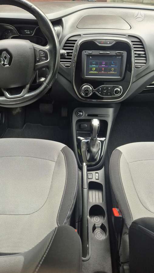 Renault Captur, 1.5 l., off-road / crossover