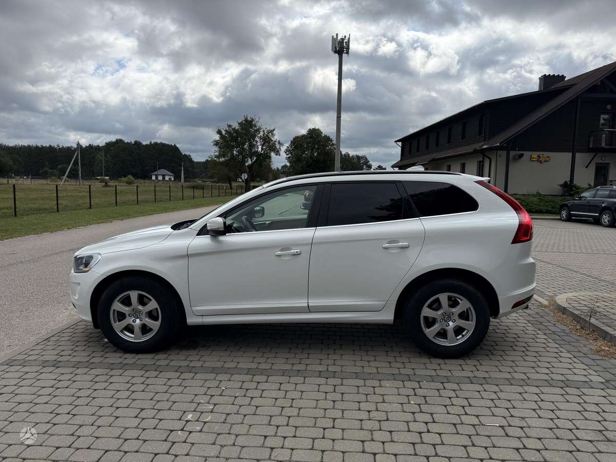 Volvo XC60 - 2