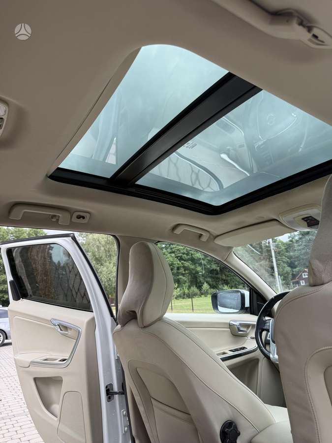 Volvo XC60 - 12