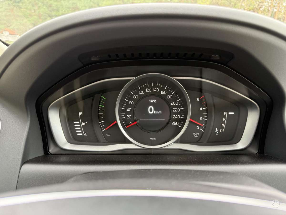 Volvo XC60 - 10