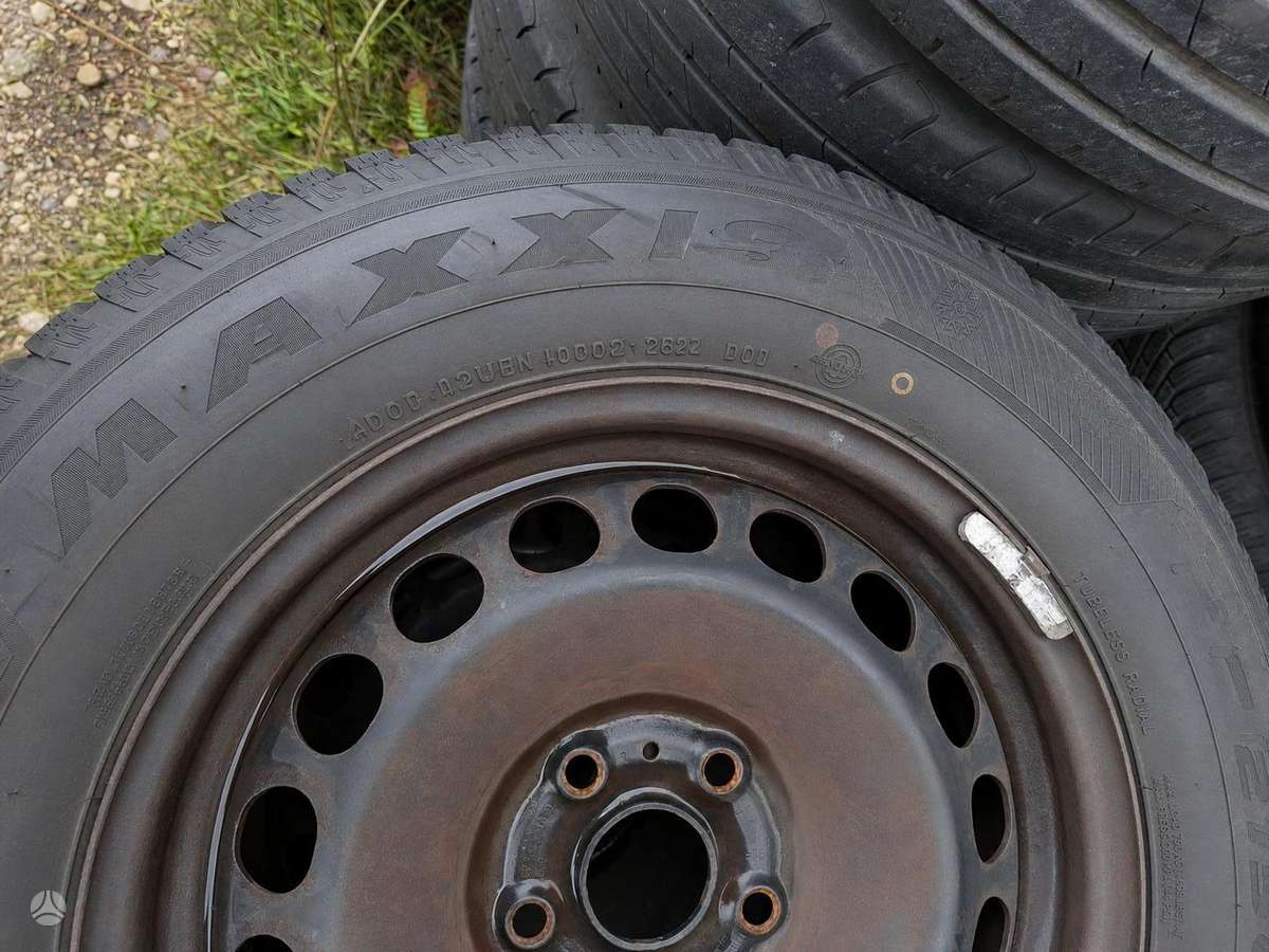 Dunlop, зимние 215/65 R16