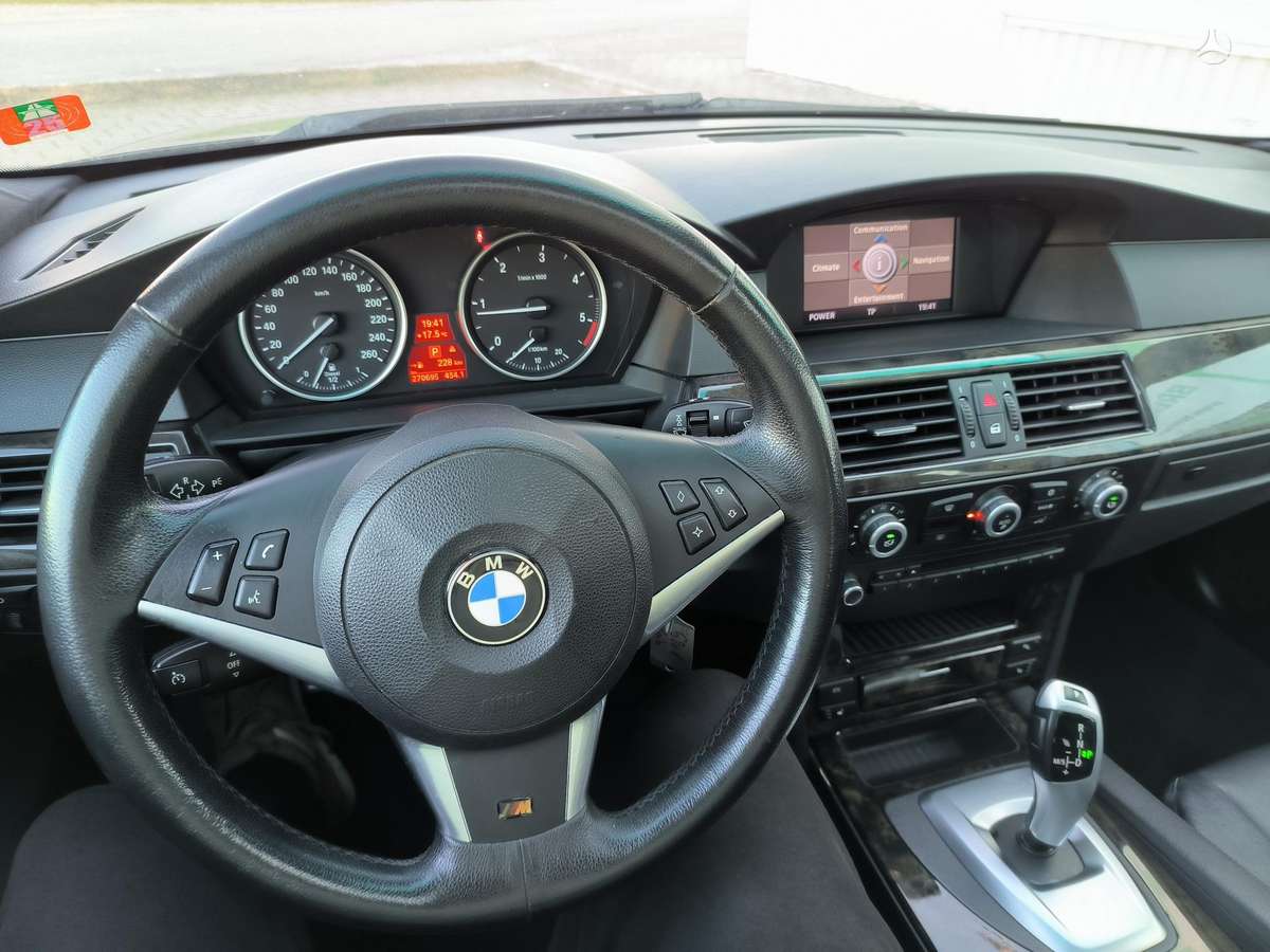 BMW 520, 2.0 l., Универсал