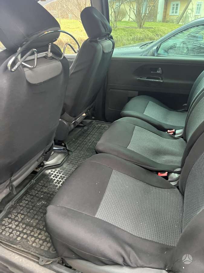 Volkswagen Sharan - 2
