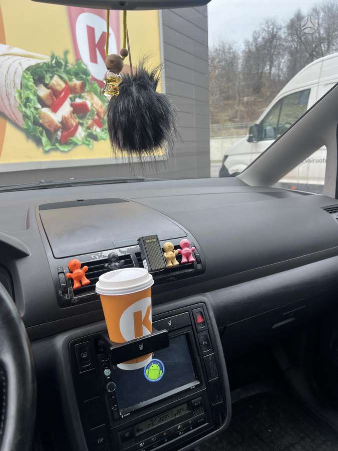 Volkswagen Sharan - 4