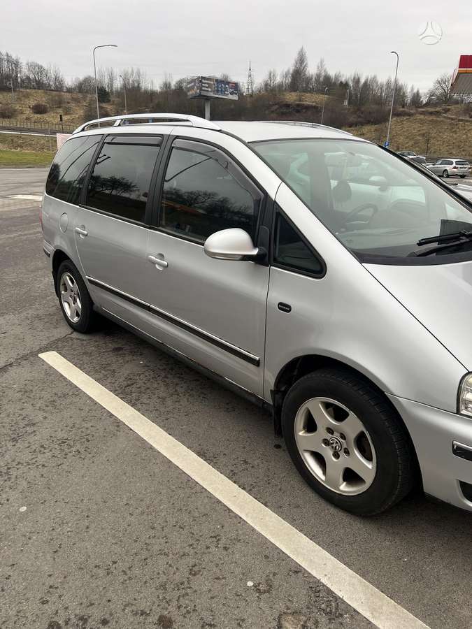 Volkswagen Sharan - 7