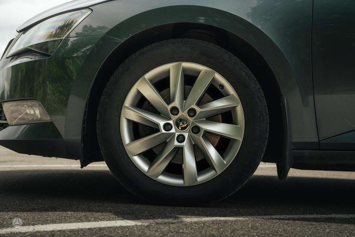 Skoda Superb, 1.8 l., wagon