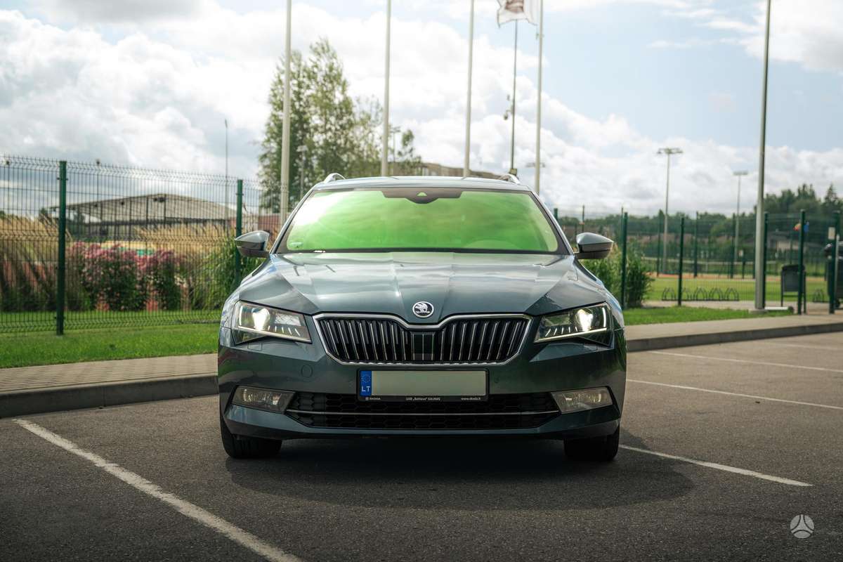 Skoda Superb, 1.8 l., wagon