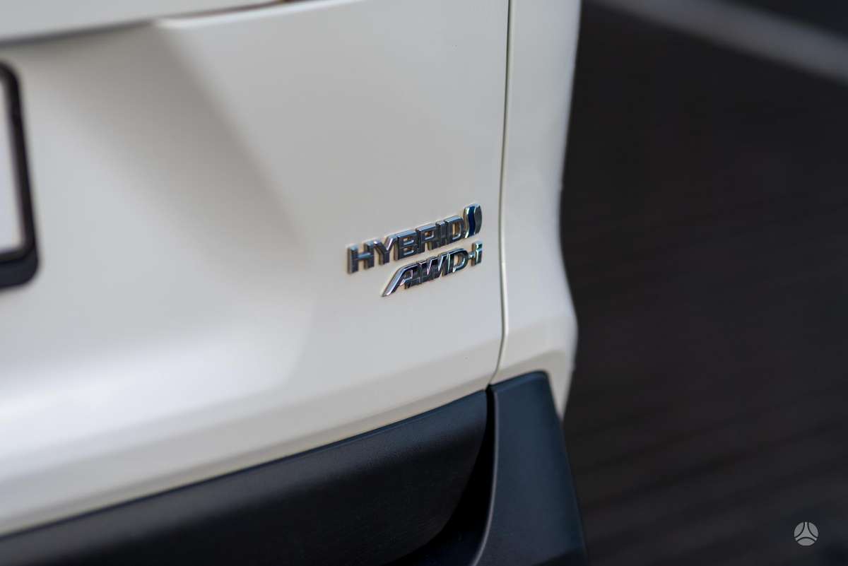 Toyota RAV4 - 5
