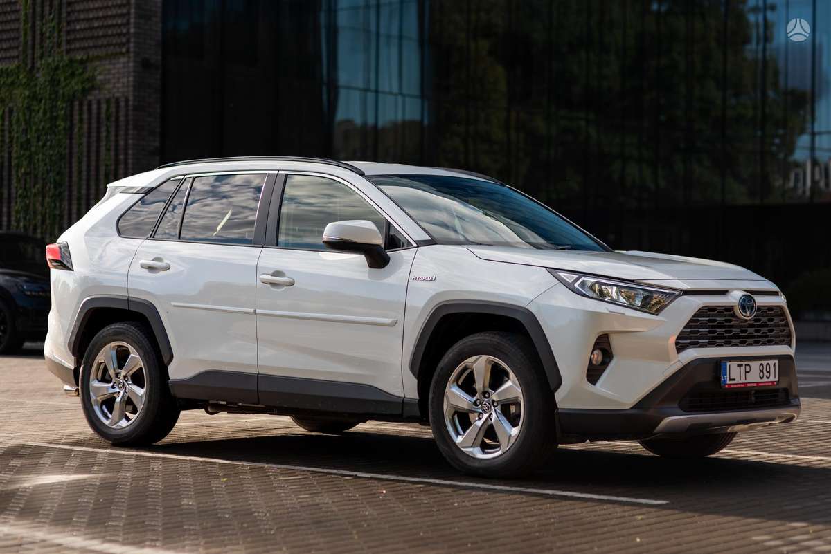 Toyota RAV4 - 3