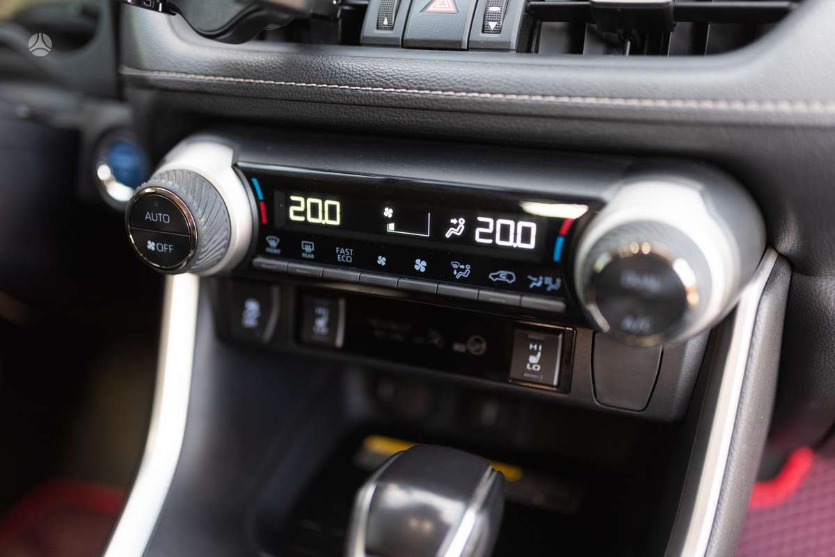 Toyota RAV4 - 7