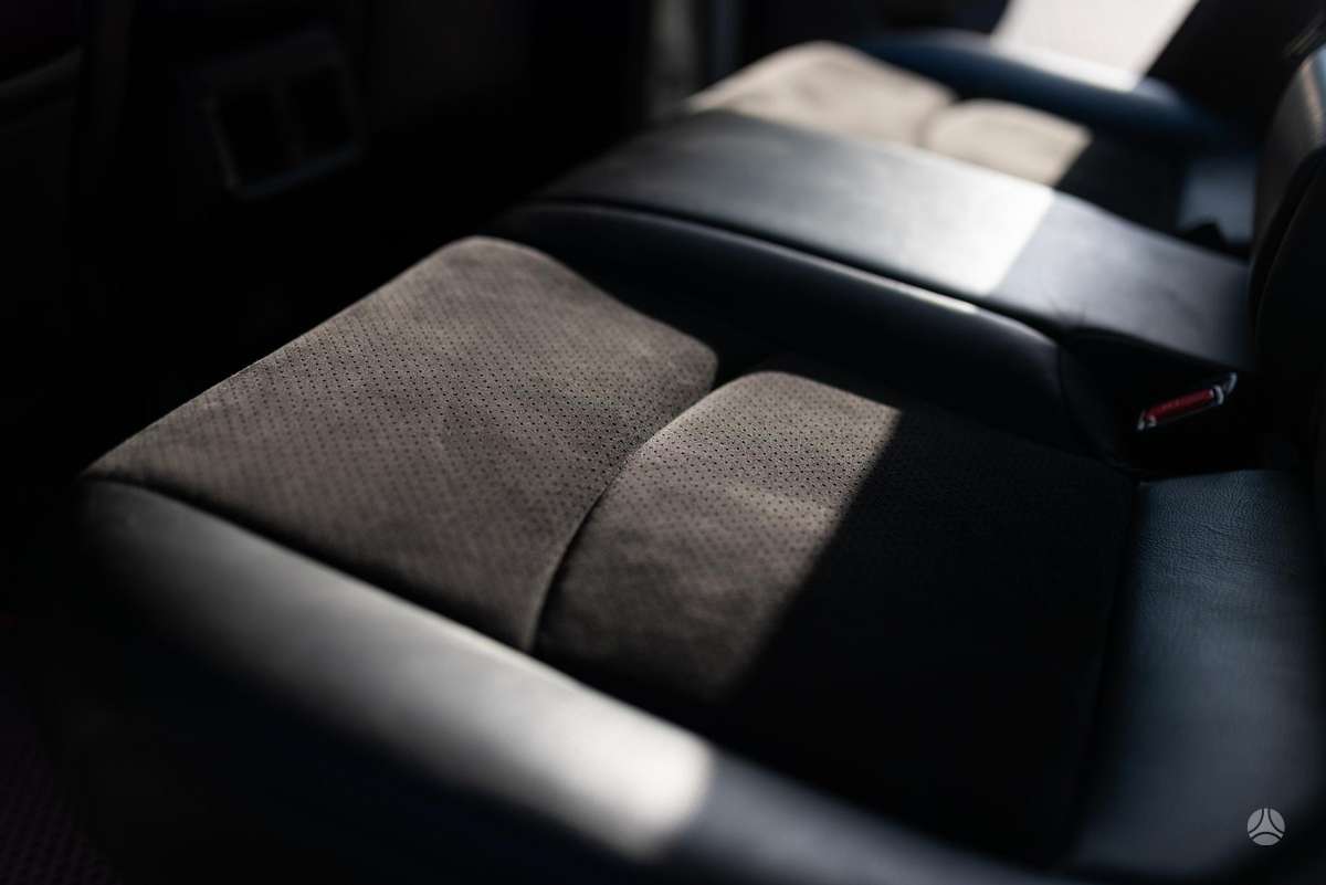 Toyota RAV4 - 11
