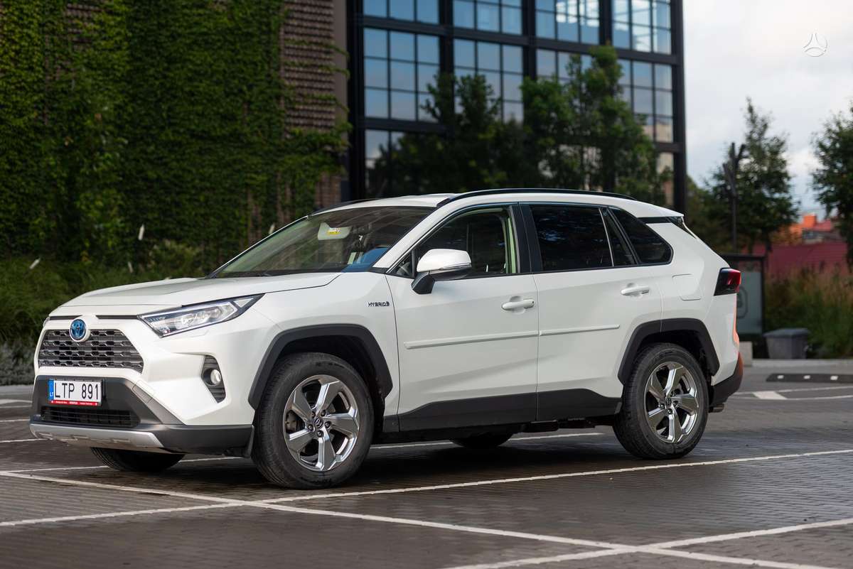 Toyota RAV4 - 4