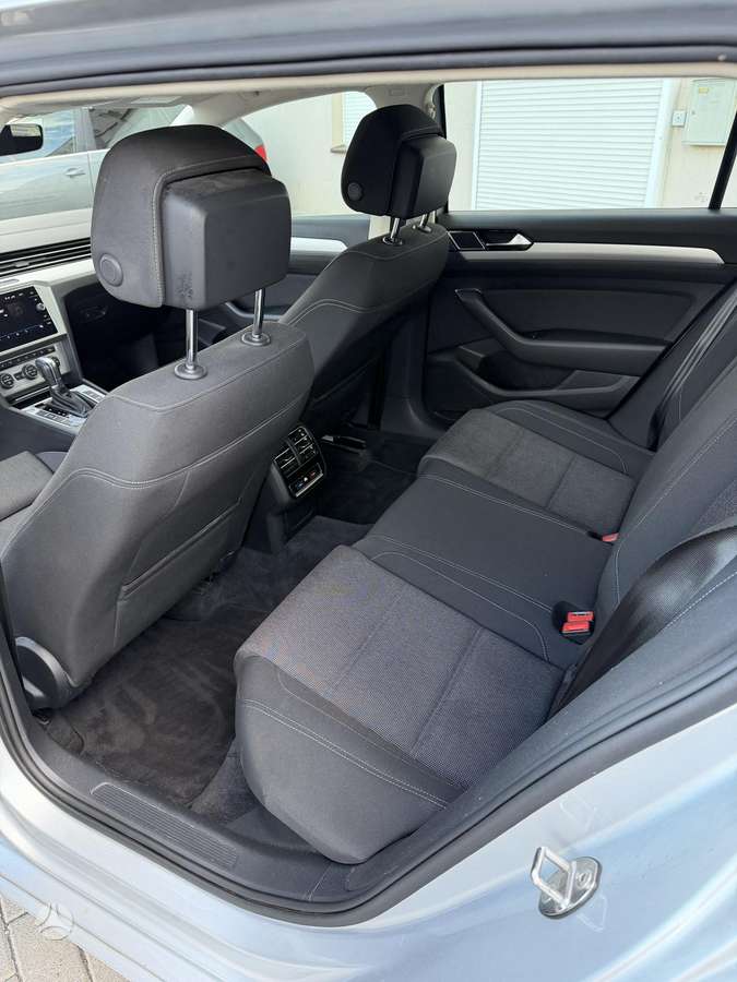 Volkswagen Passat, 2.0 l., Универсал