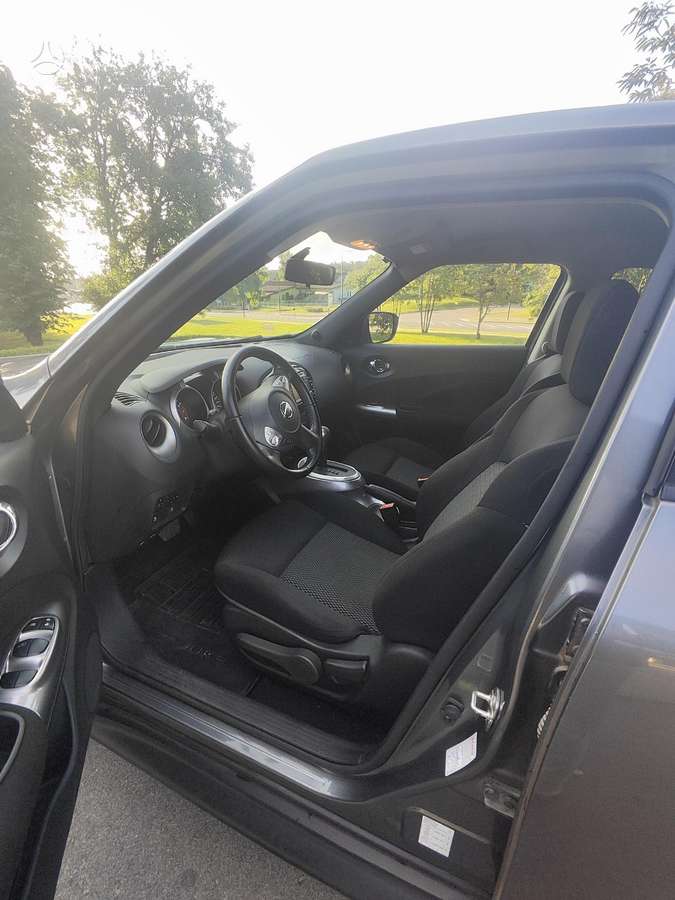 Nissan Juke, 1.6 l., Хэтчбек