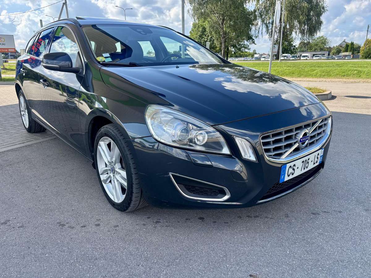 Volvo V60, 2.4 l., Универсал
