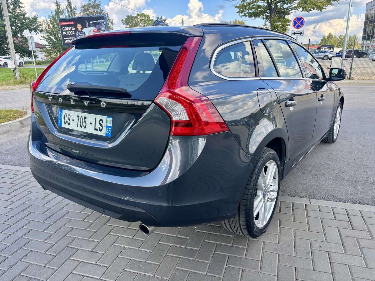 Volvo V60, 2.4 l., Универсал