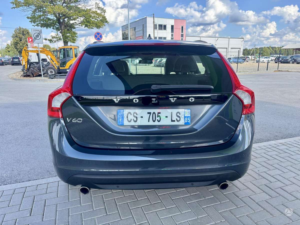 Volvo V60, 2.4 l., Универсал