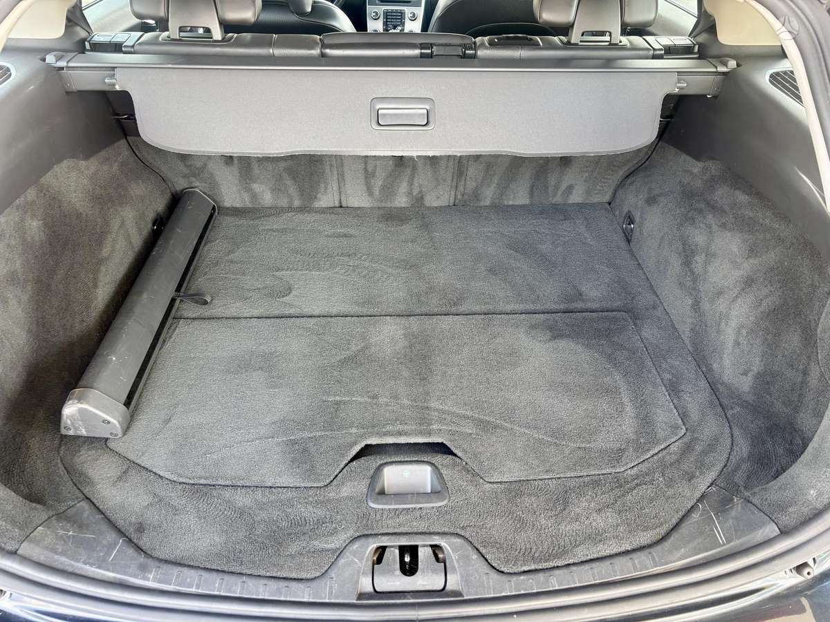 Volvo V60, 2.4 l., Универсал