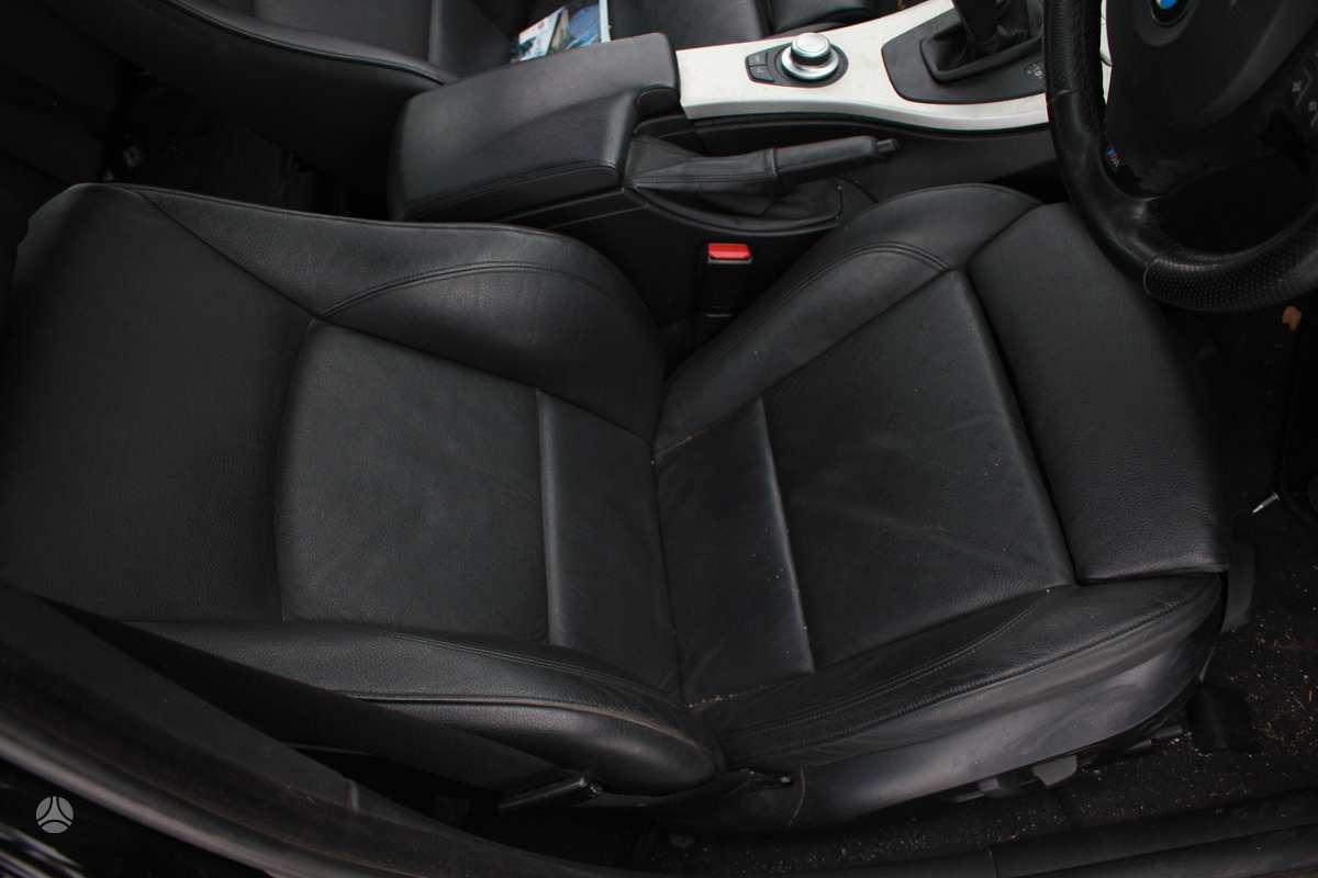 BMW 335 dalimis. Taip pat parduodame dalimis bmw e24 e30 e31 e32 e3