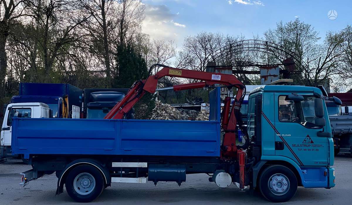 MAN TGL, dumpers with crane