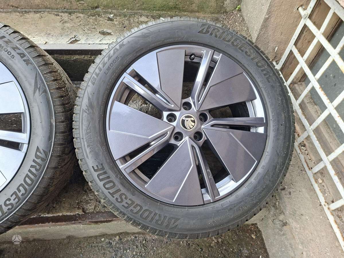 Skoda ENYAQ, light alloy, R19