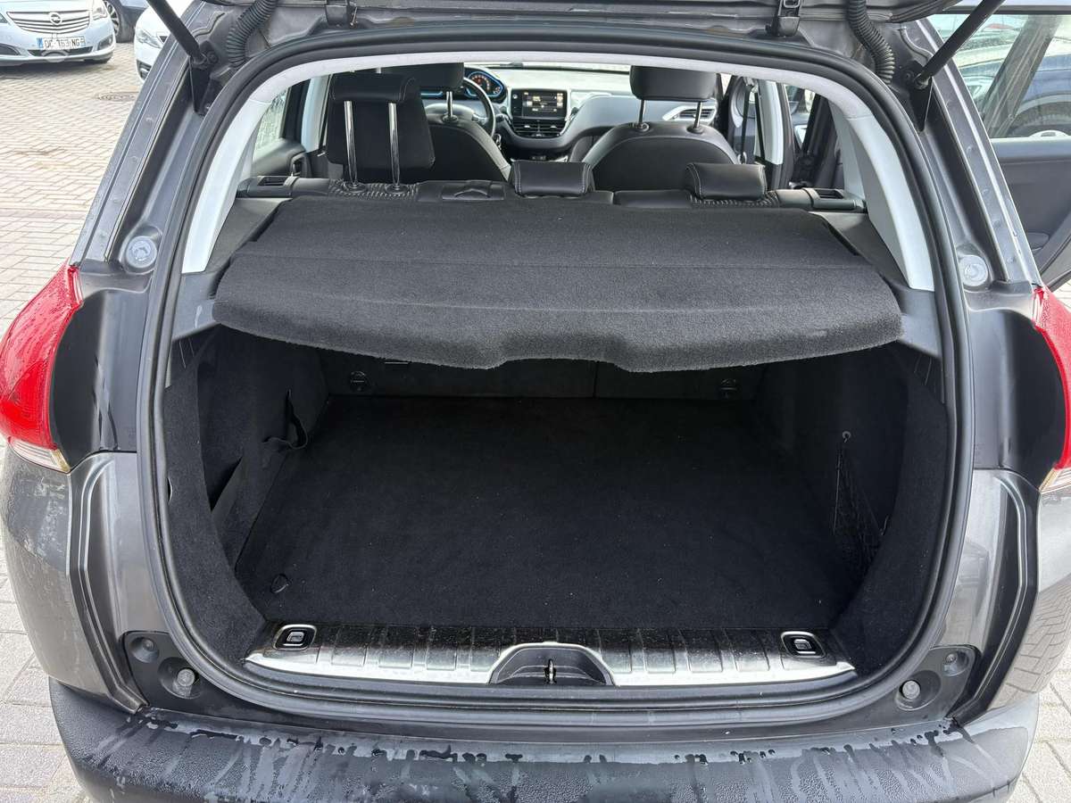 Peugeot 2008, 1.2 l., Универсал