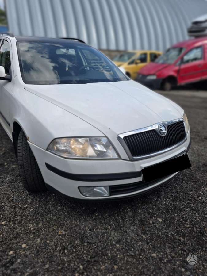 Skoda Octavia dalimis