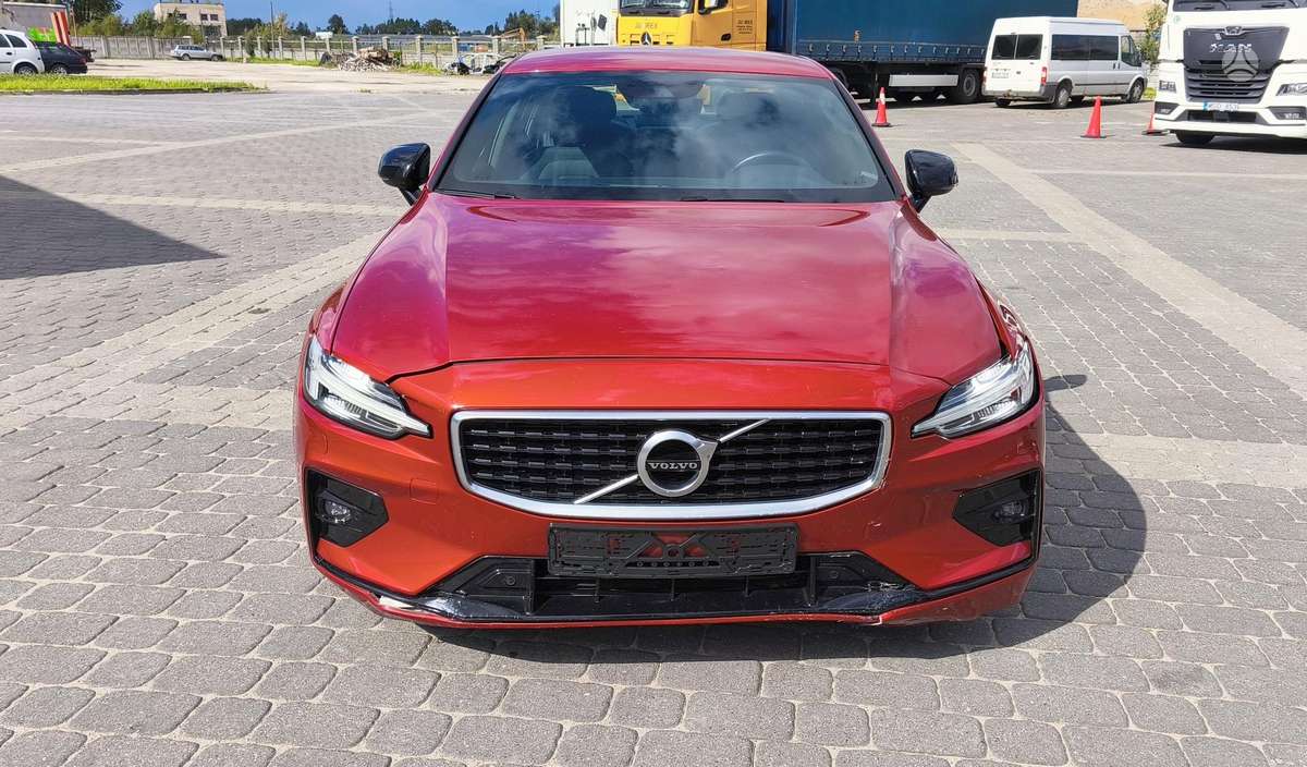 Volvo S60, 2.0 l., Седан