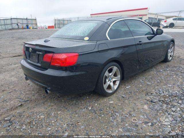 BMW 335, Седан