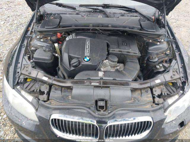 BMW 335, Седан
