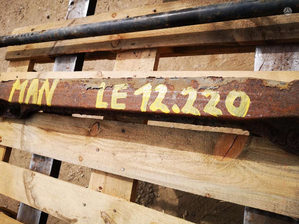 MAN LE12.220 , V9-42L-14, trucks