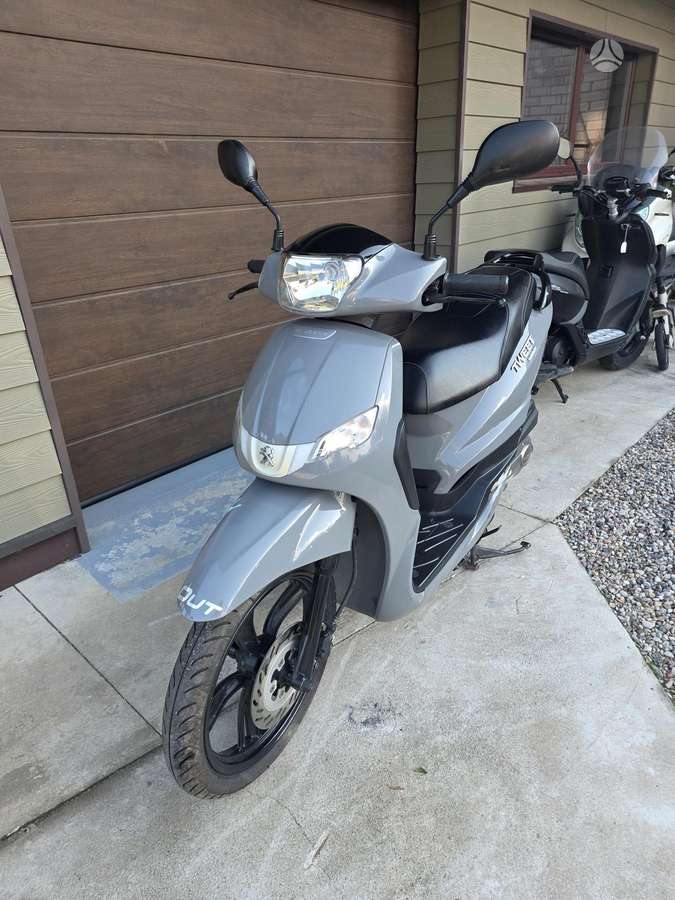 Honda SH 49cc, мотороллеры / мопеды