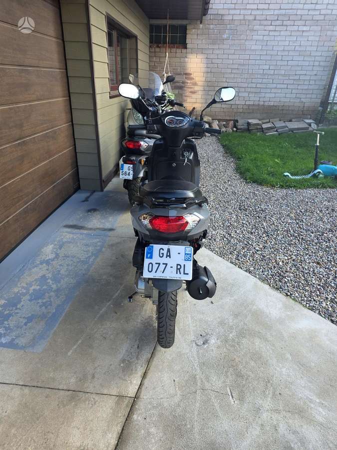 Honda SH 49cc, мотороллеры / мопеды