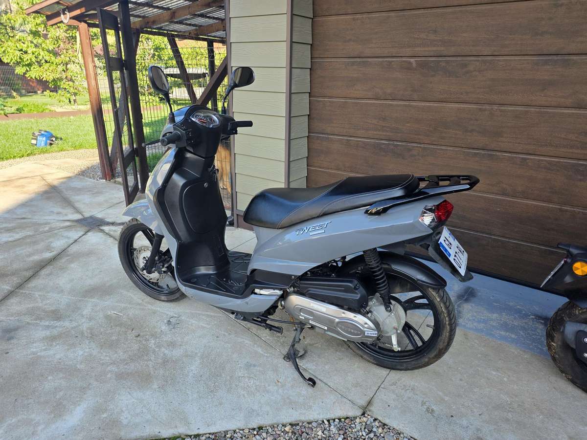 Honda SH 49cc, мотороллеры / мопеды