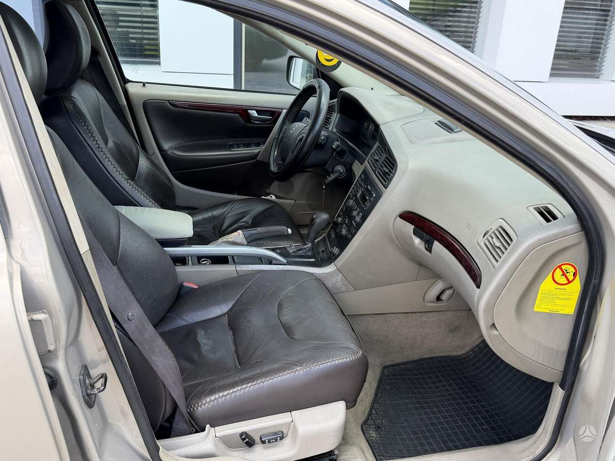 Volvo XC70, 2.4 l., Универсал