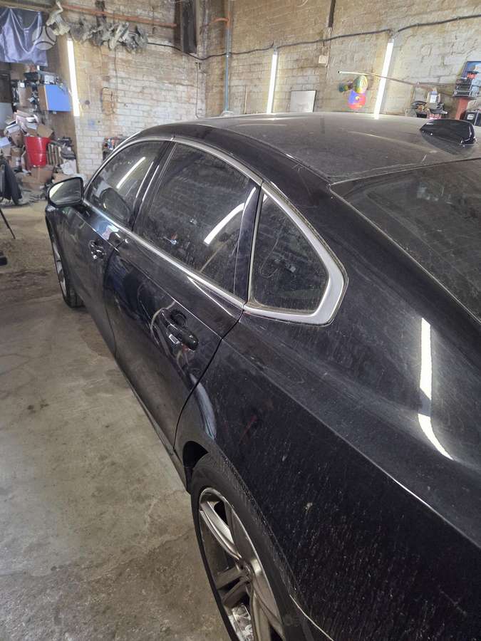 Volvo S90 Dalis siunčiame