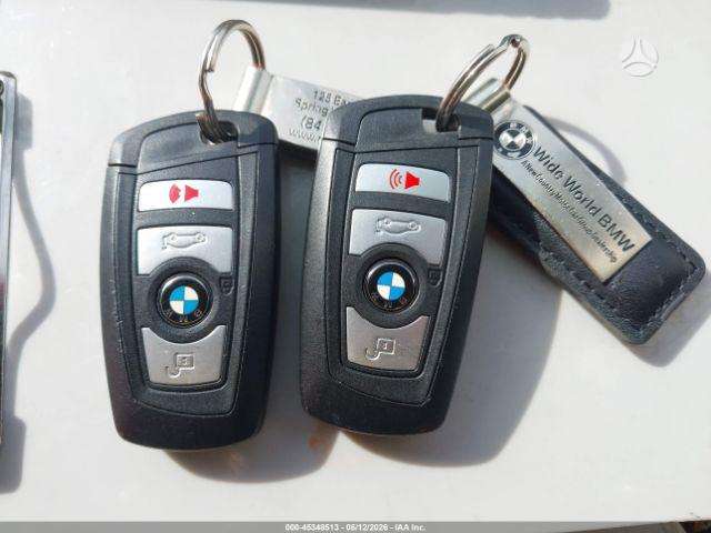 BMW X4, off-road / crossover